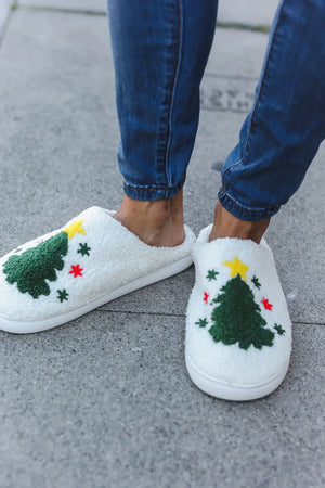 Christmas Tree Print Fleece Slippers - Coeur de la Mode