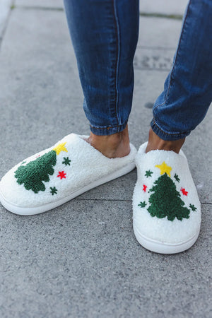 Christmas Tree Print Fleece Slippers - Coeur de la Mode