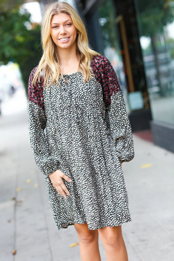Black Ditzy Floral Bubble Sleeve Keyhole Woven Dress - Coeur de la Mode
