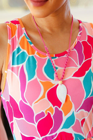 Pink Rope Iridescent Shell Feather Necklace - Coeur de la Mode
