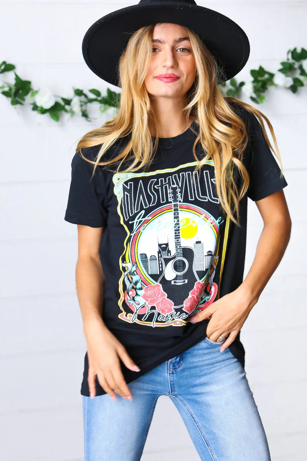 Black Cotton Nashville Graphic Knit Tee - Coeur de la Mode