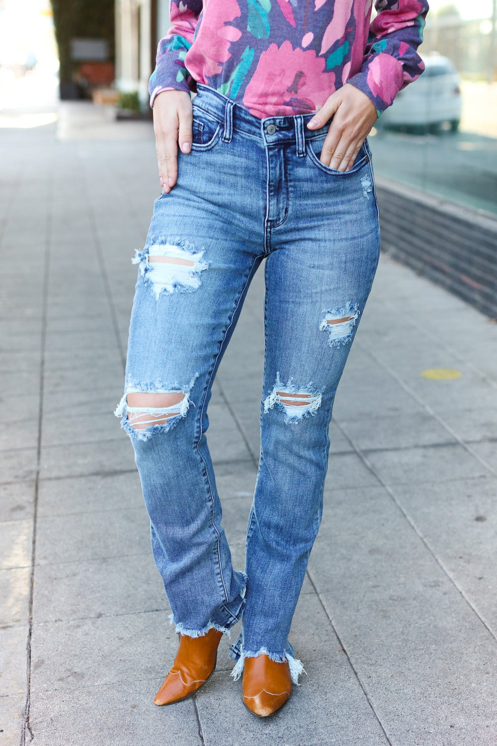 Judy Blue Medium Wash Mid Rise Distressed Straight Leg Jeans - Coeur de la Mode