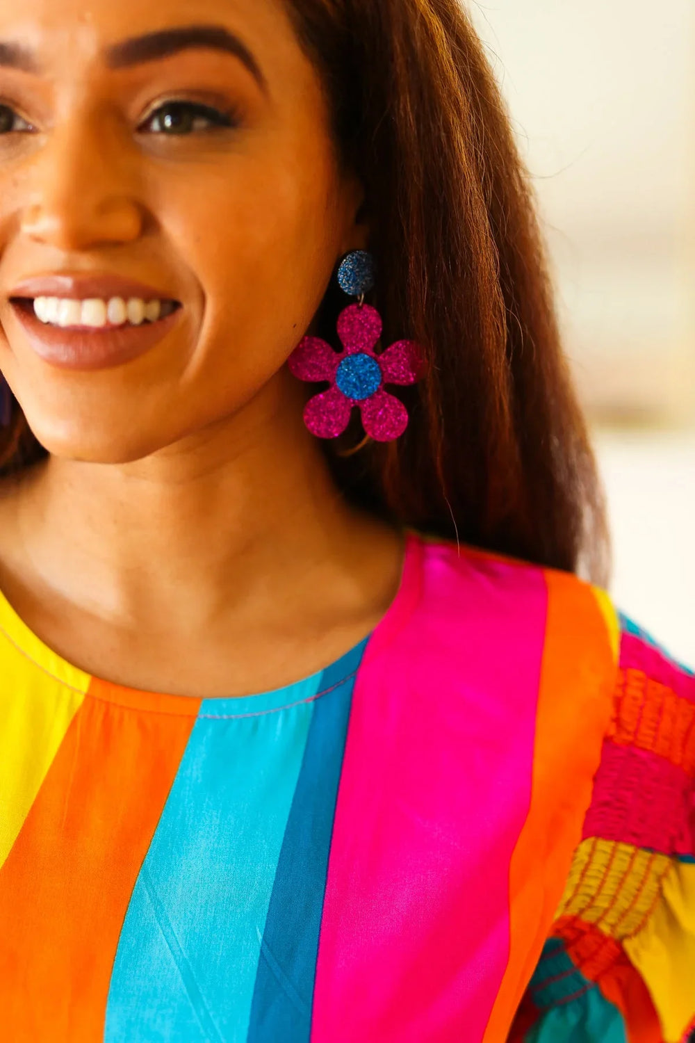 Blue & Magenta Glitter Mod Daisy Earrings - Coeur de la Mode