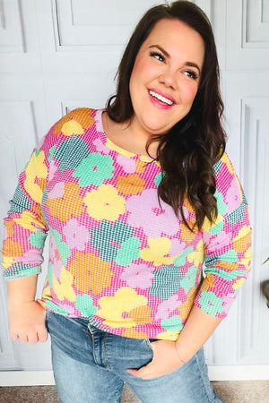 Easy To Love Fuchsia Floral Two Tone Knit Vintage Top - Coeur de la Mode