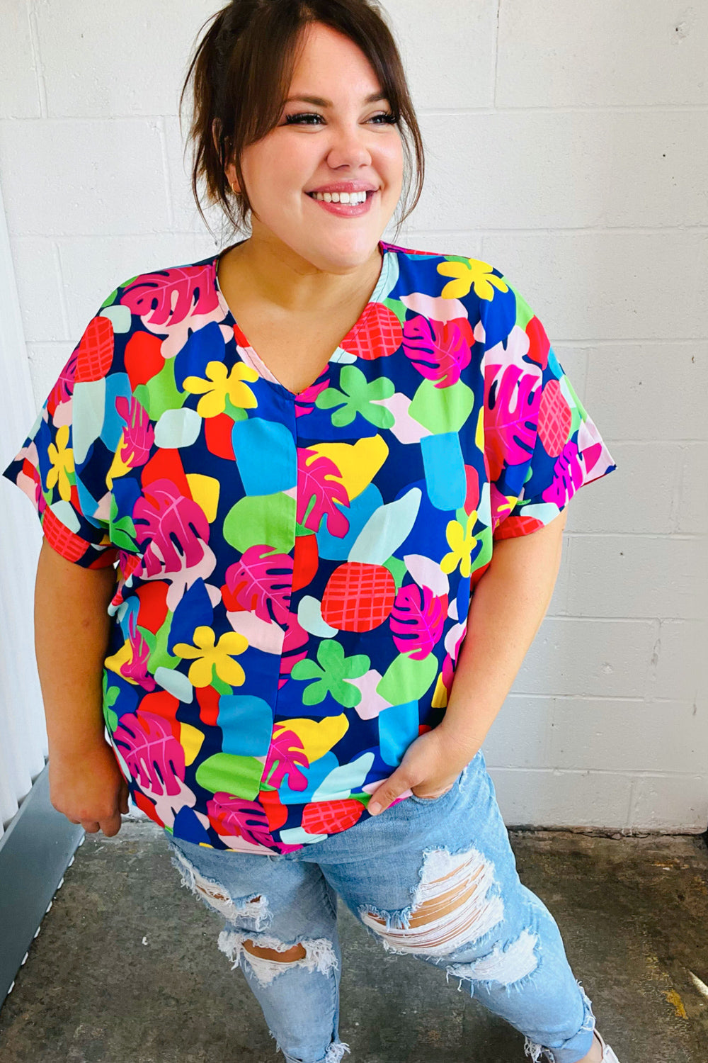 Time For Sun Navy Multicolor Tropical Print V Neck Top - Coeur de la Mode