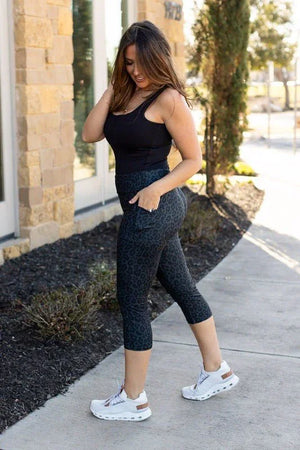 Black Leopard CAPRI with POCKETS - Coeur de la Mode