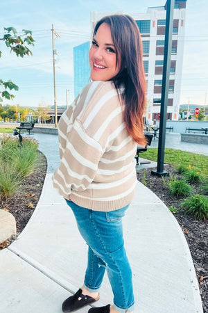 Hunter Green & Taupe Striped Color Block Sweater - Coeur de la Mode