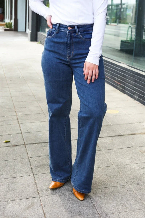 Judy Blue Medium Wash High Waist Wide Leg Jeans - Coeur de la Mode