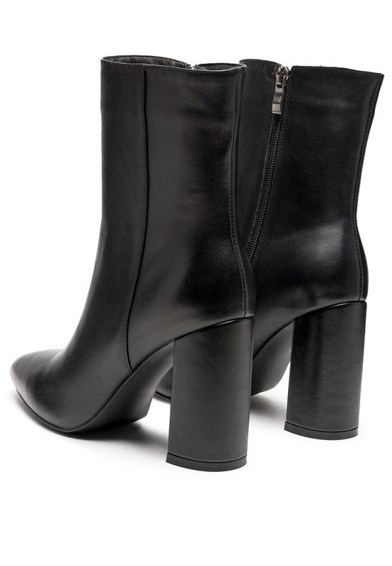 MARGEN ANKLE-HIGH POINTED TOE BLOCK HEELED BOOT - Coeur de la Mode