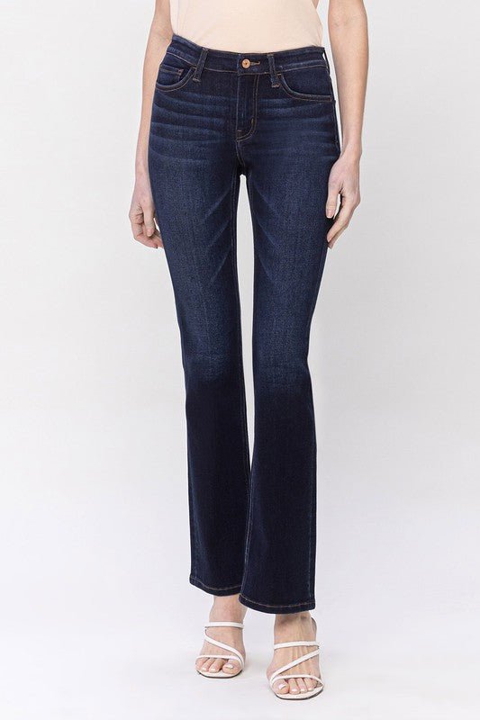 Mid Rise Bootcut - Coeur de la Mode