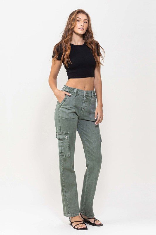 Mid Rise Straight Jeans with Cargo Pocket Detail - Coeur de la Mode