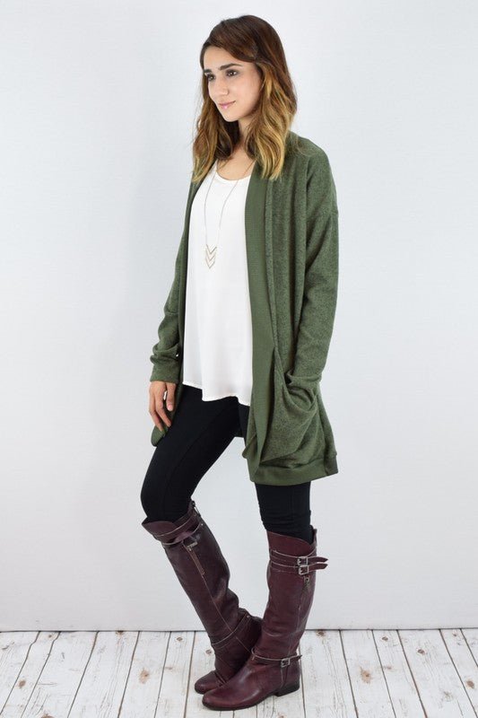 Plus Solid Drape Pocket Cardigan - Coeur de la Mode