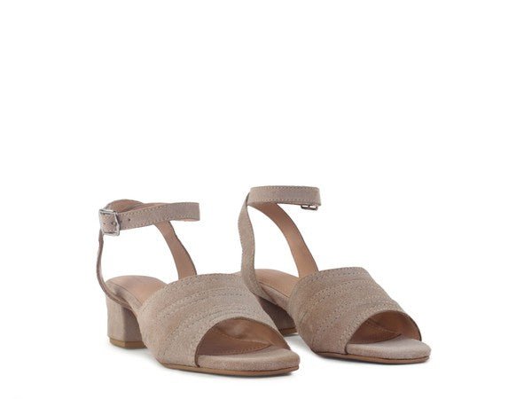 SIGRID FINE SUEDE BLOCK HEELED SANDAL IN NUDE - Coeur de la Mode