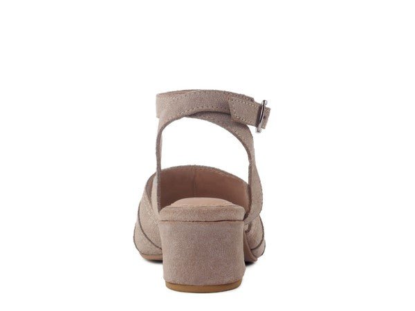 SIGRID FINE SUEDE BLOCK HEELED SANDAL IN NUDE - Coeur de la Mode