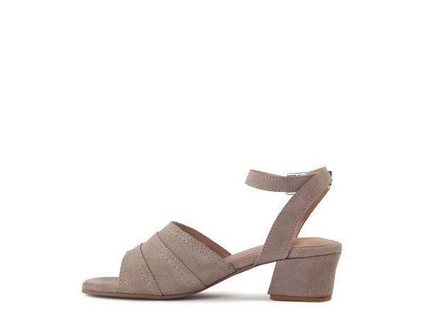 SIGRID FINE SUEDE BLOCK HEELED SANDAL IN NUDE - Coeur de la Mode