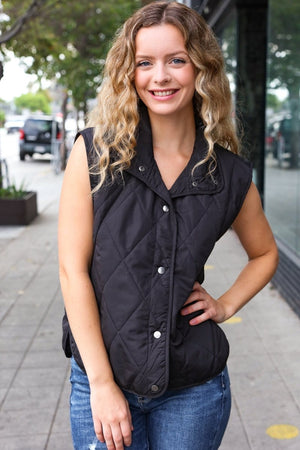 Weekend Ready Black Snap Button Quilted Puffer Vest - Coeur de la Mode